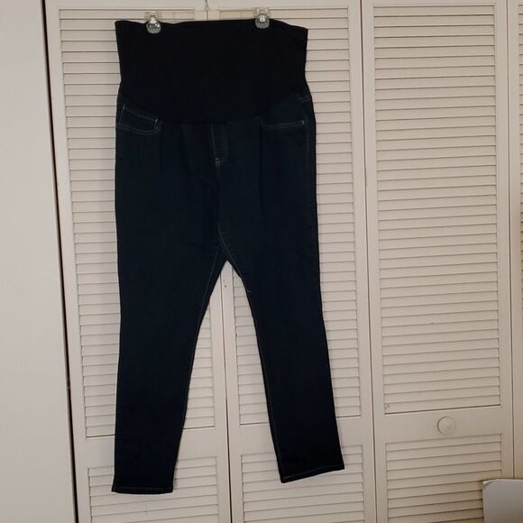 Liz Lange Dark Blue Maternity Jeans - Picture 1 of 10